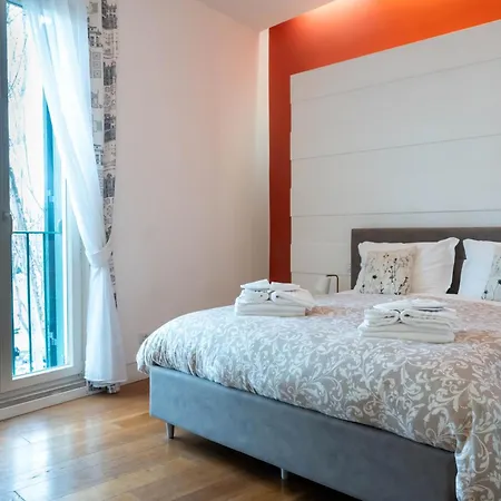 Affittacamere Ihh Rome-piazza Del Popolo,centro Storico,piazza Di Spagna